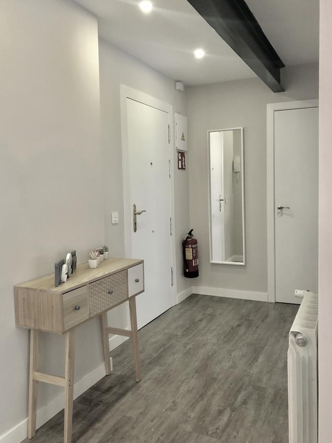 Plaza 5 Carabanchel Apartment Madrid Eksteriør bilde